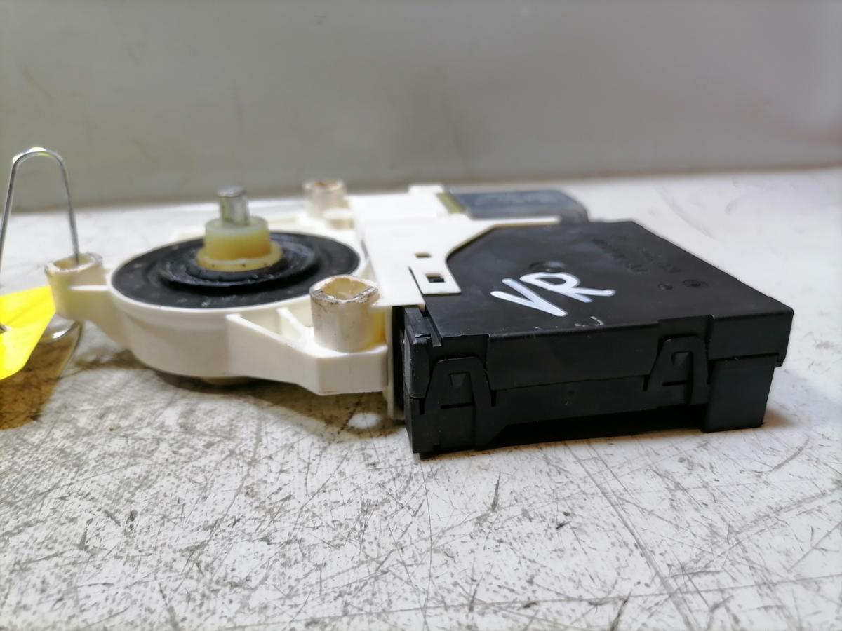 VW Golf Plus original Fensterhebermotor vorn rechts Bj.2006